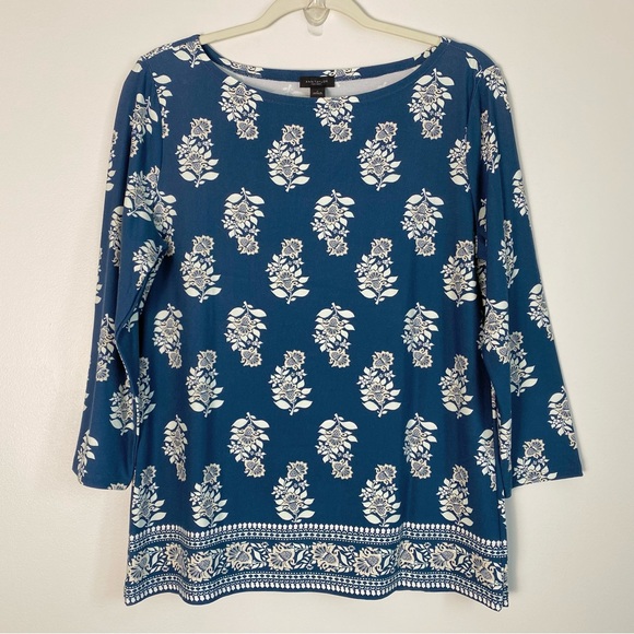 Ann Taylor 3/4 Sleeve Floral Blue Ivory Rayon Stretch Shirt Top Size Medium NWT - Picture 9 of 9